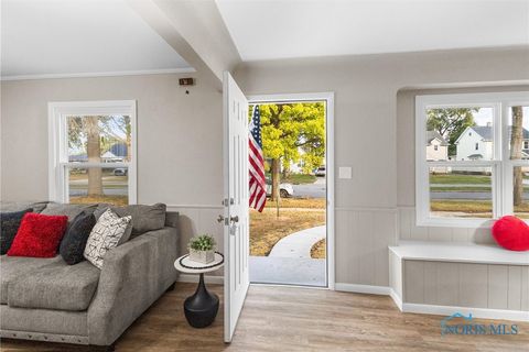 Tiny photo for 307 California Boulevard, Toledo, OH 43612 (MLS # 6136765)