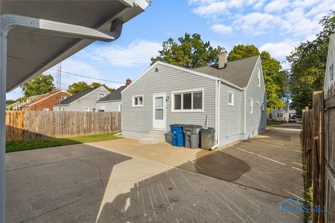 Tiny photo for 307 California Boulevard, Toledo, OH 43612 (MLS # 6136765)