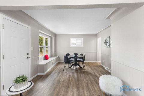 Tiny photo for 307 California Boulevard, Toledo, OH 43612 (MLS # 6136765)
