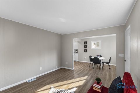 Tiny photo for 307 California Boulevard, Toledo, OH 43612 (MLS # 6136765)