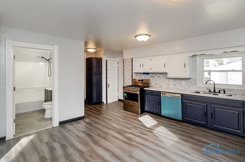 Tiny photo for 1264 Fernwood Avenue, Toledo, OH 43607 (MLS # 6136757)