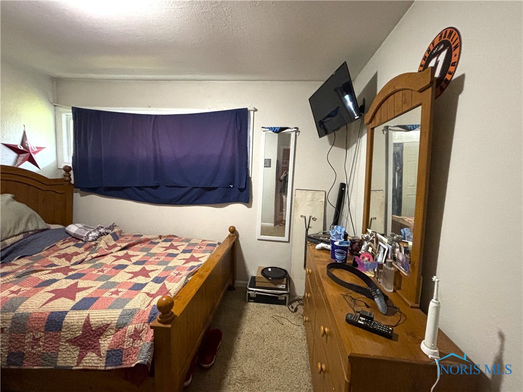 2953 Edgebrook Drive