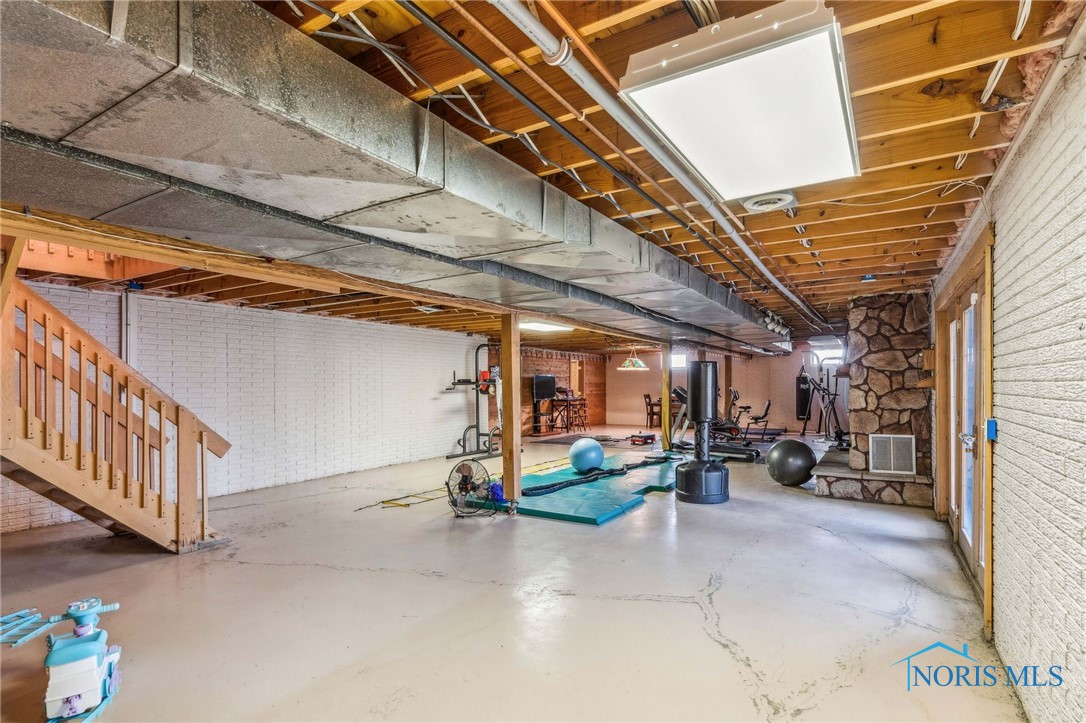 Van Buren, Ohio 45889, United States, 3 Bedrooms Bedrooms, ,3 BathroomsBathrooms,Residential,Active,190087