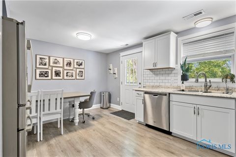 Tiny photo for 5808 Pheasant Hollow Drive, Toledo, OH 43615 (MLS # 6136381)