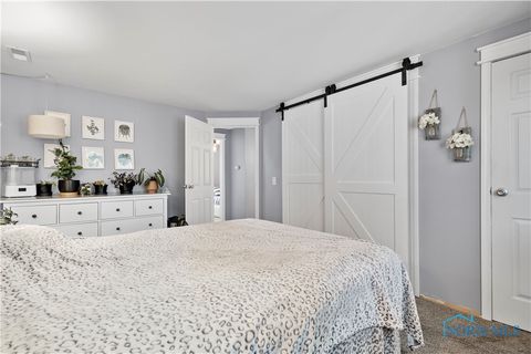 Tiny photo for 5808 Pheasant Hollow Drive, Toledo, OH 43615 (MLS # 6136381)