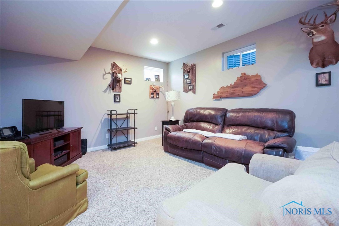 8400 Ash Ridge Lane, Findlay, Ohio image 28