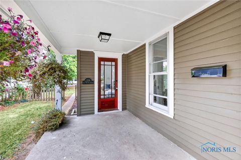Tiny photo for 338 E 2nd Street, Perrysburg, OH 43551 (MLS # 6136072)