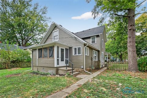 Tiny photo for 338 E 2nd Street, Perrysburg, OH 43551 (MLS # 6136072)
