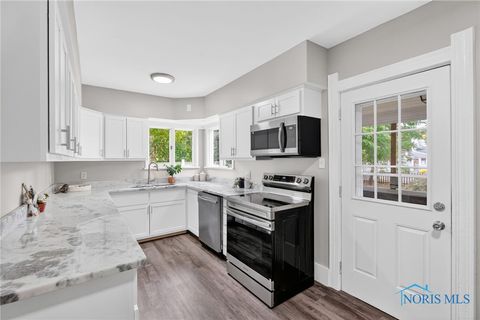 Tiny photo for 338 E 2nd Street, Perrysburg, OH 43551 (MLS # 6136072)