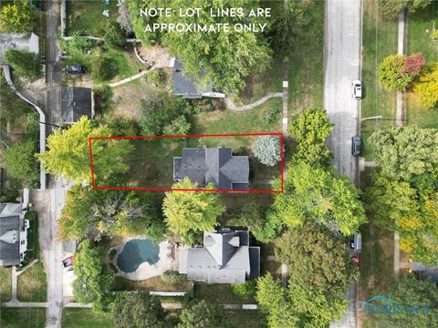 Tiny photo for 338 E 2nd Street, Perrysburg, OH 43551 (MLS # 6136072)