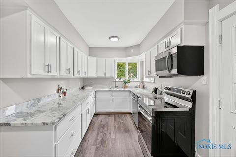Tiny photo for 338 E 2nd Street, Perrysburg, OH 43551 (MLS # 6136072)