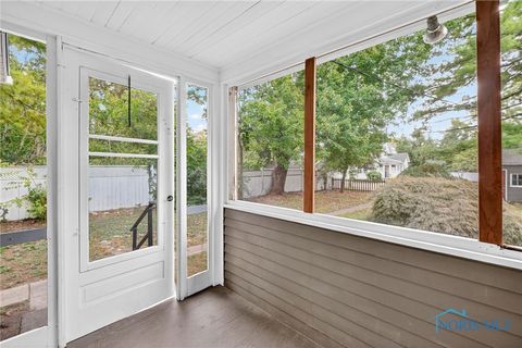 Tiny photo for 338 E 2nd Street, Perrysburg, OH 43551 (MLS # 6136072)