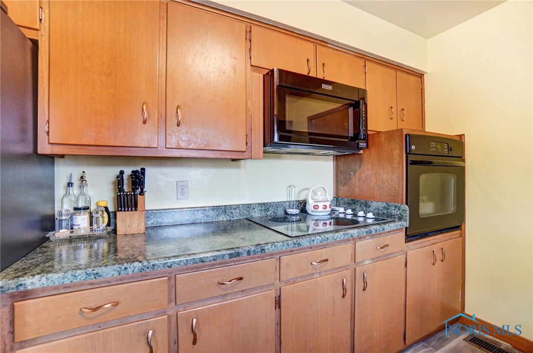 2534 Blanchard Avenue, Findlay, Ohio image 12