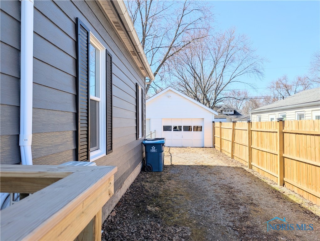 726 S Lynn Street, Bryan, Ohio image 3