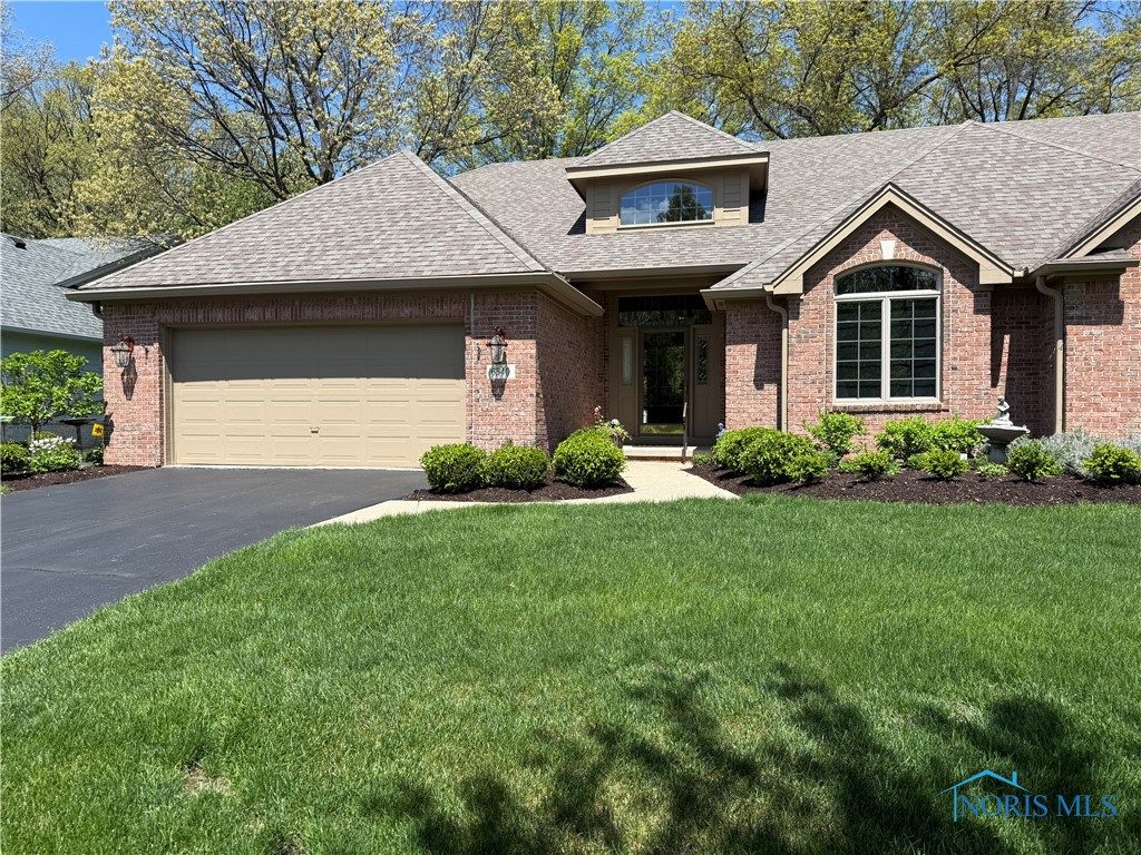 6540 Carrietowne Lane, Toledo, Ohio image 1