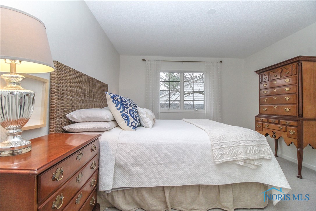 6540 Carrietowne Lane, Toledo, Ohio image 28