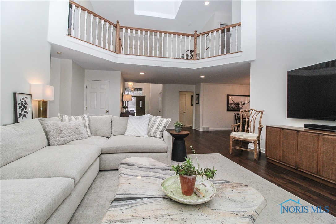 6540 Carrietowne Lane, Toledo, Ohio image 9