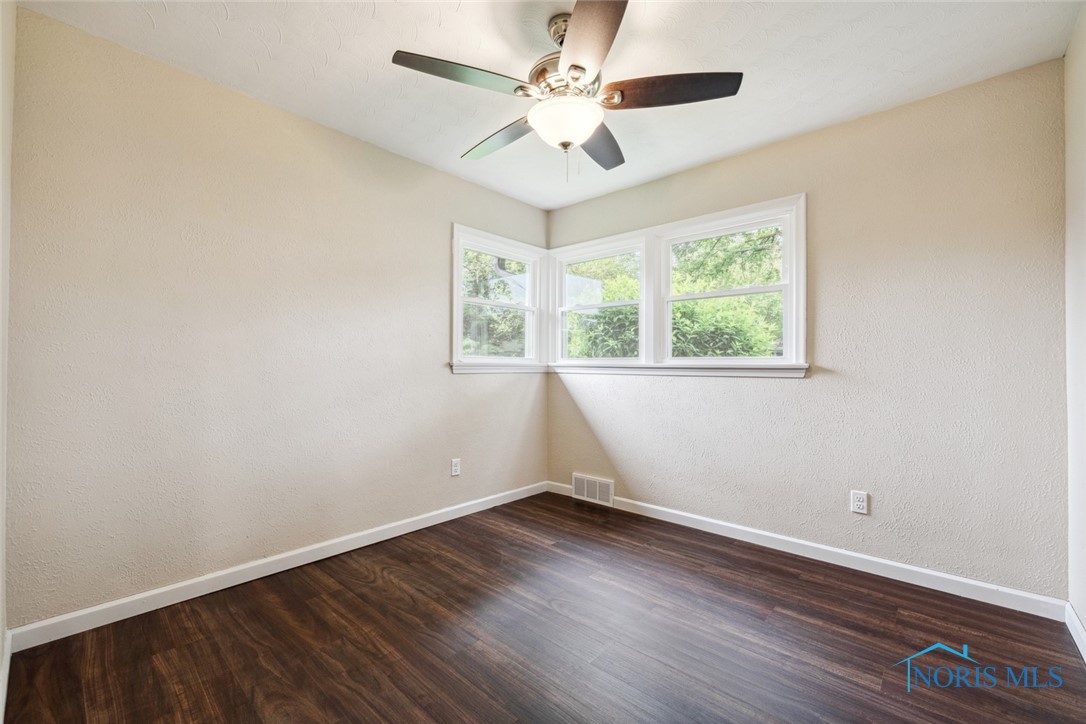 2730 Eastvale Avenue, Oregon, Ohio image 21