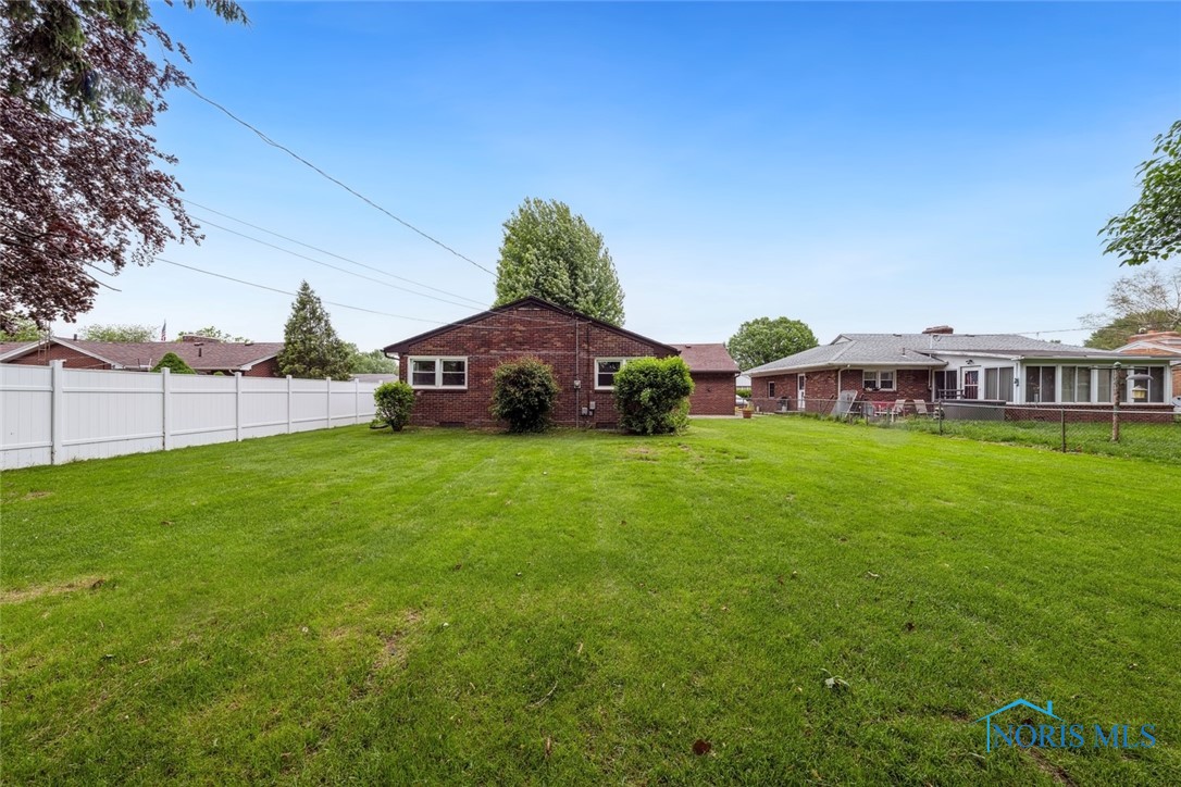 2730 Eastvale Avenue, Oregon, Ohio image 40