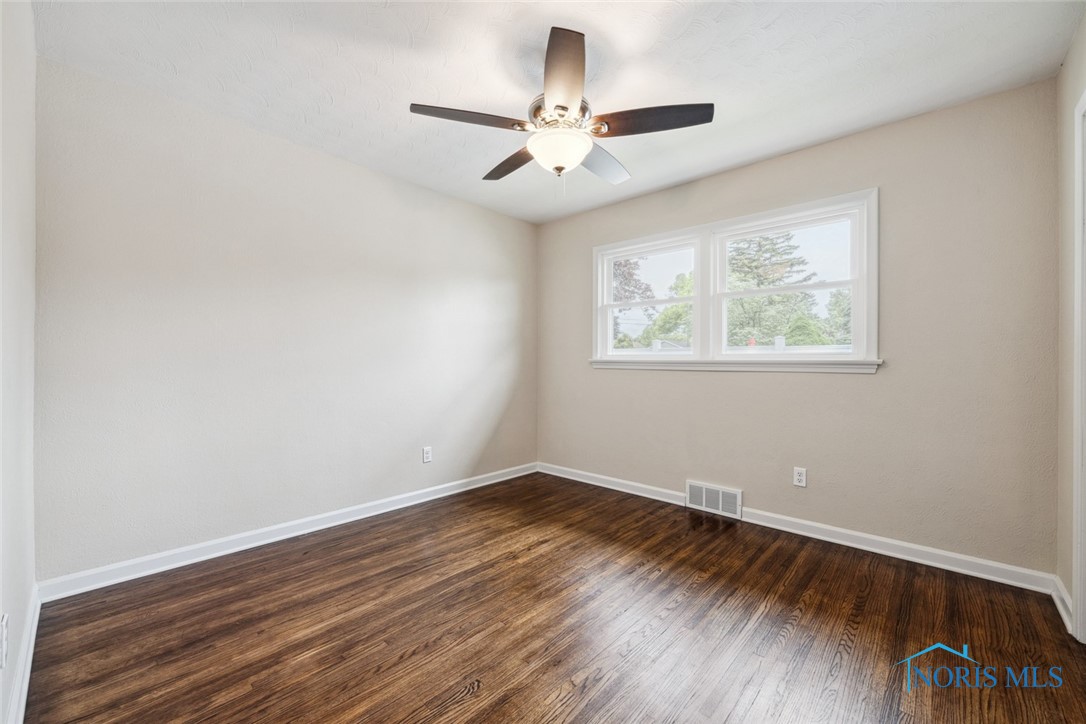 2730 Eastvale Avenue, Oregon, Ohio image 18