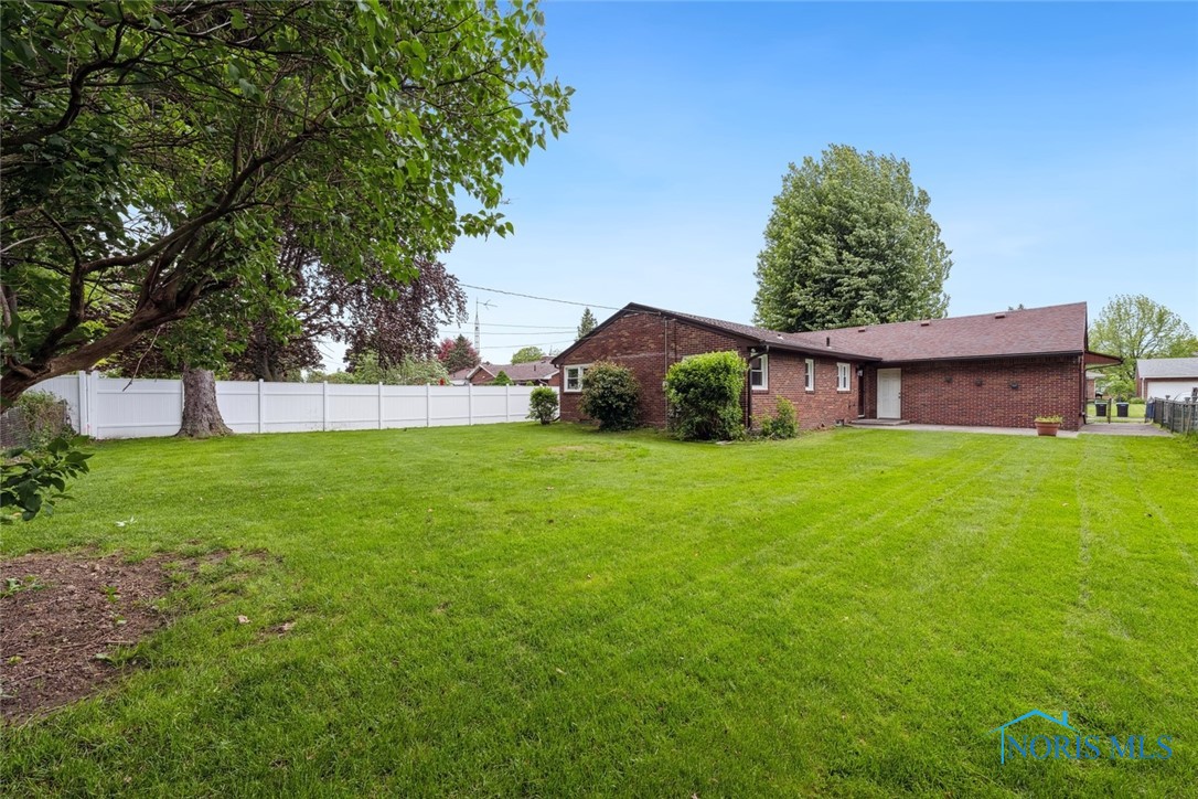 2730 Eastvale Avenue, Oregon, Ohio image 39