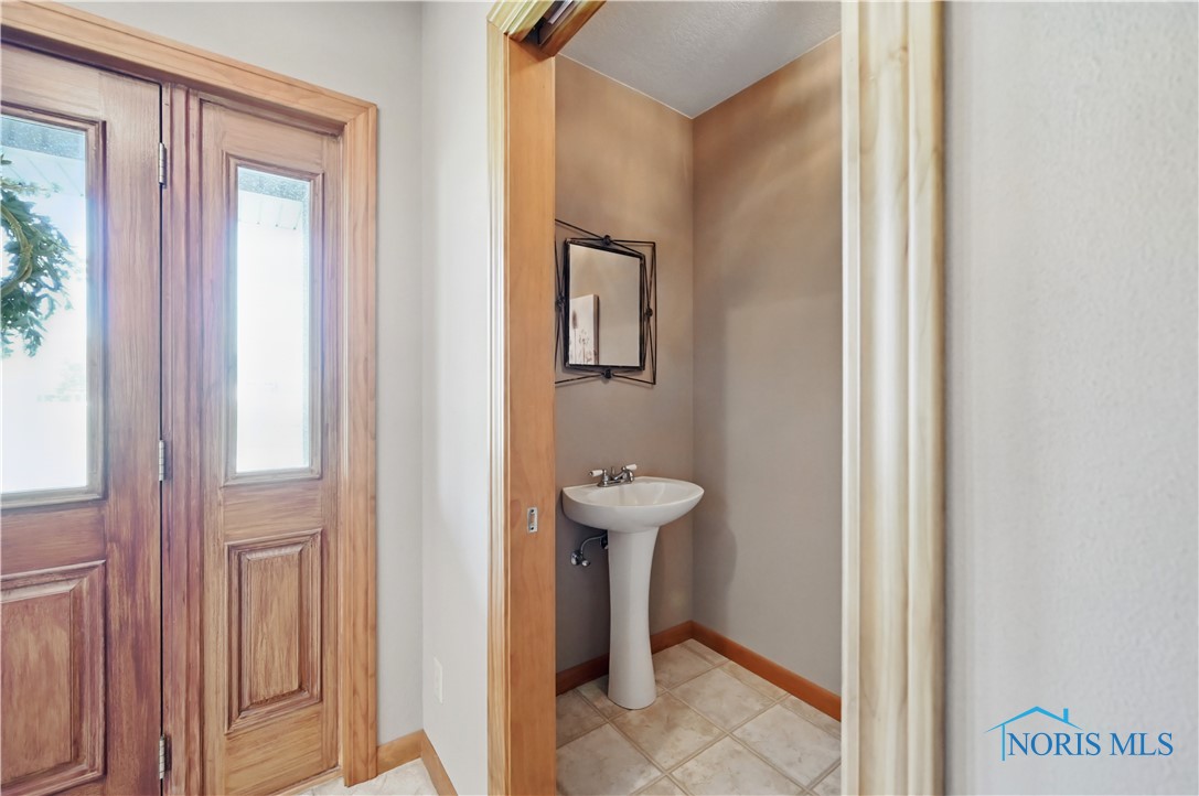 13538 W Velliquette Road, Oak Harbor, Ohio image 22