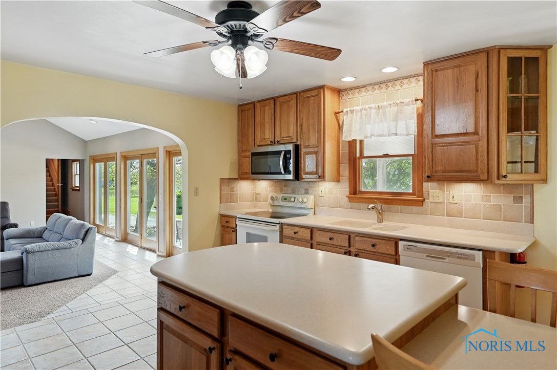 13538 W Velliquette Road, Oak Harbor, Ohio image 9