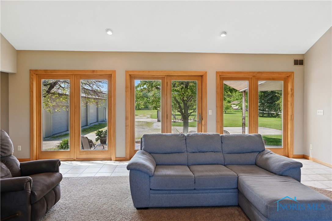13538 W Velliquette Road, Oak Harbor, Ohio image 7