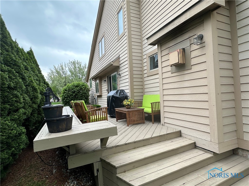 8648 Quail Hollow Court, Holland, Ohio image 4