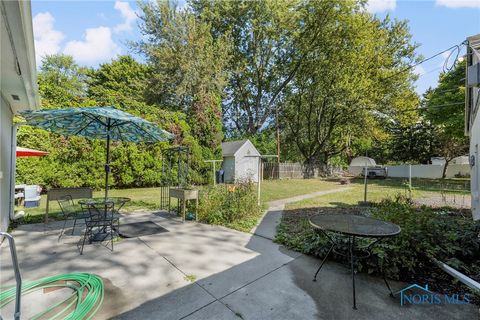Tiny photo for 5911 Plympton Circle, Oregon, OH 43616 (MLS # 6136452)
