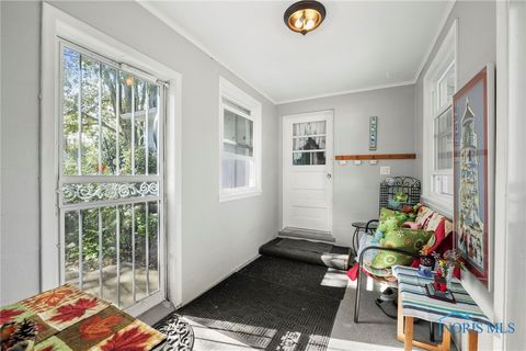 Tiny photo for 5911 Plympton Circle, Oregon, OH 43616 (MLS # 6136452)