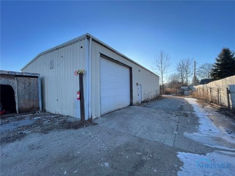 Photo of 1631 Tracy Street #R, Toledo, OH 43605 (MLS # 6125192)