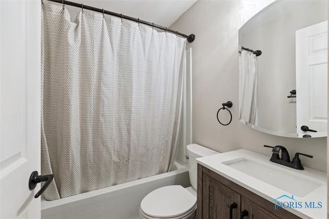 Tiny photo for 5201 Brandel Circle, Toledo, OH 43615 (MLS # 6136845)
