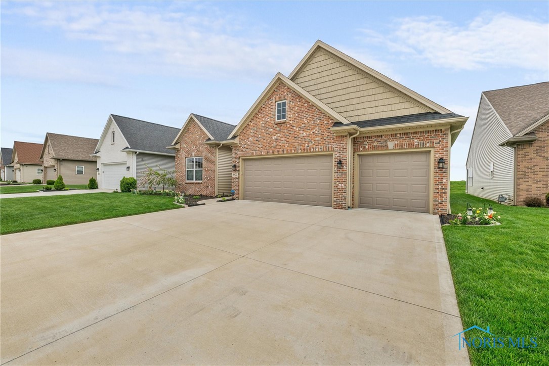 3902 Sanibel Drive, Sylvania, Ohio image 4