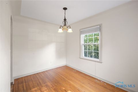 Tiny photo for 521 Loomis Drive, Perrysburg, OH 43551 (MLS # 6136106)
