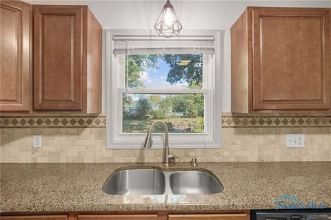 Tiny photo for 521 Loomis Drive, Perrysburg, OH 43551 (MLS # 6136106)