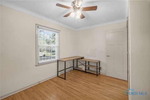 Tiny photo for 521 Loomis Drive, Perrysburg, OH 43551 (MLS # 6136106)