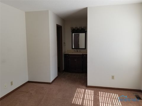 Tiny photo for 4420 Rose Garden Drive #7, Toledo, OH 43623 (MLS # 6136476)