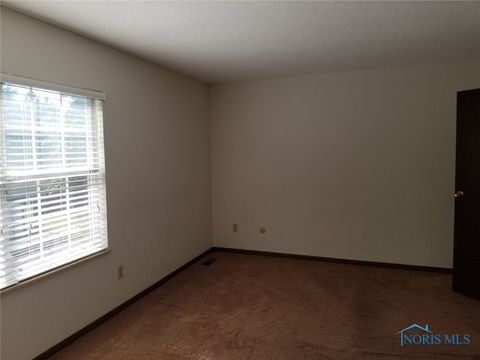Tiny photo for 4420 Rose Garden Drive #7, Toledo, OH 43623 (MLS # 6136476)