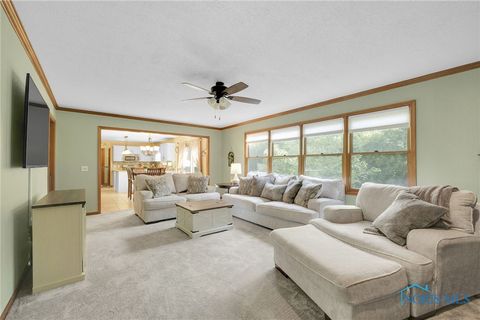 Tiny photo for 235 Blue Harbor Court, Perrysburg, OH 43551 (MLS # 6136980)