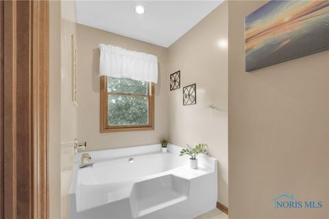 Tiny photo for 235 Blue Harbor Court, Perrysburg, OH 43551 (MLS # 6136980)