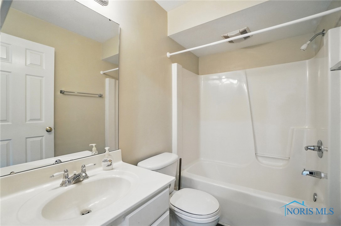 2024 Silverpine Court, Toledo, Ohio image 27