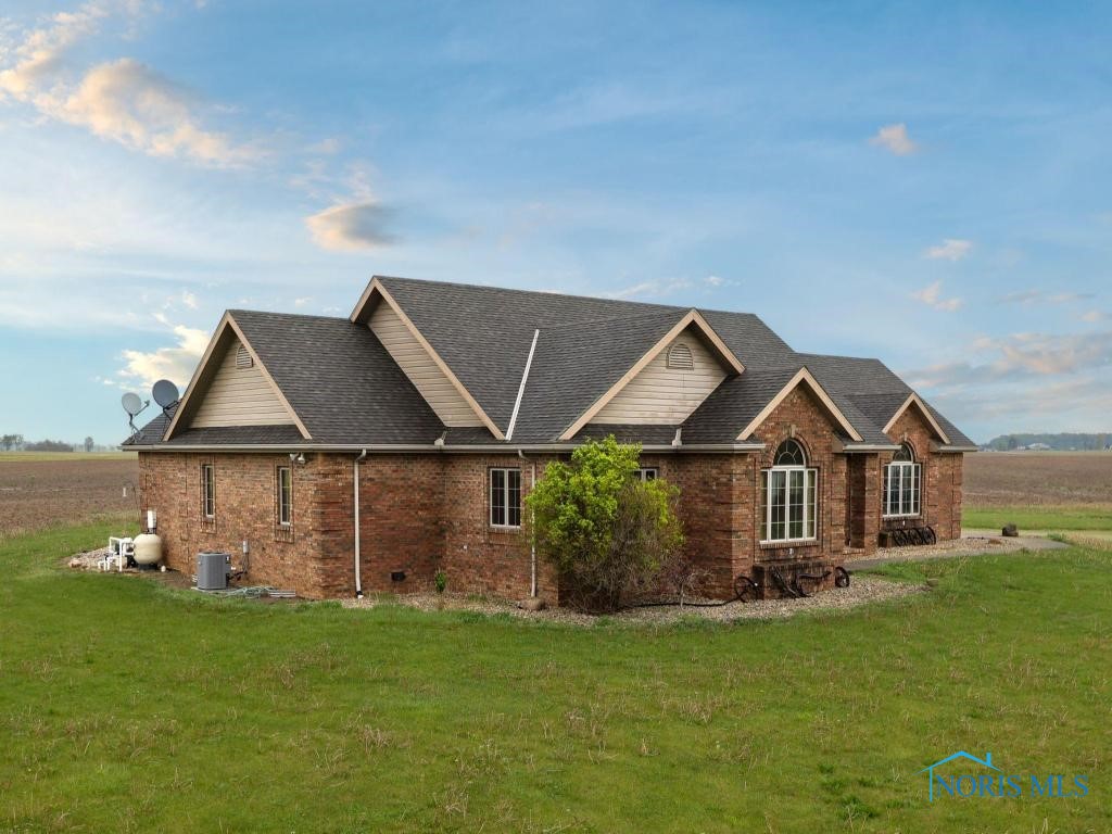 18875 County Road 12, Rawson, Ohio image 2