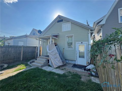 Tiny photo for 358 Burger Street, Toledo, OH 43605 (MLS # 6136931)