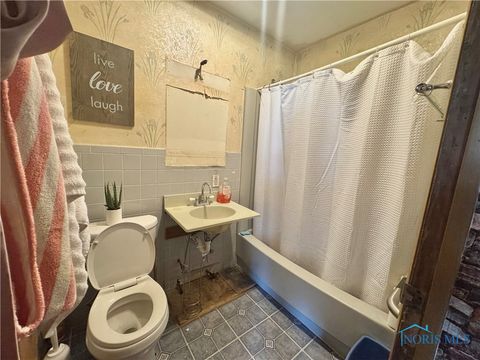 Tiny photo for 358 Burger Street, Toledo, OH 43605 (MLS # 6136931)