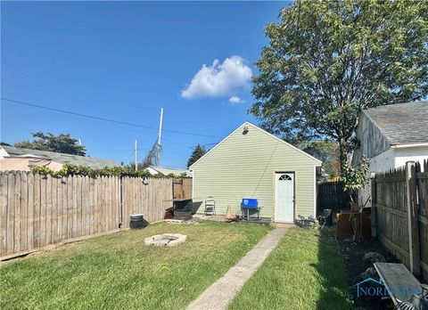 Tiny photo for 358 Burger Street, Toledo, OH 43605 (MLS # 6136931)