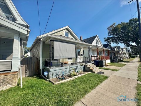 Tiny photo for 358 Burger Street, Toledo, OH 43605 (MLS # 6136931)