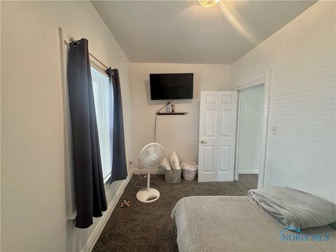 Tiny photo for 358 Burger Street, Toledo, OH 43605 (MLS # 6136931)