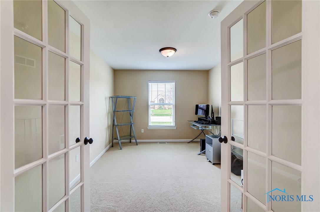 8971 N Park Lake Circle, Sylvania, Ohio image 30