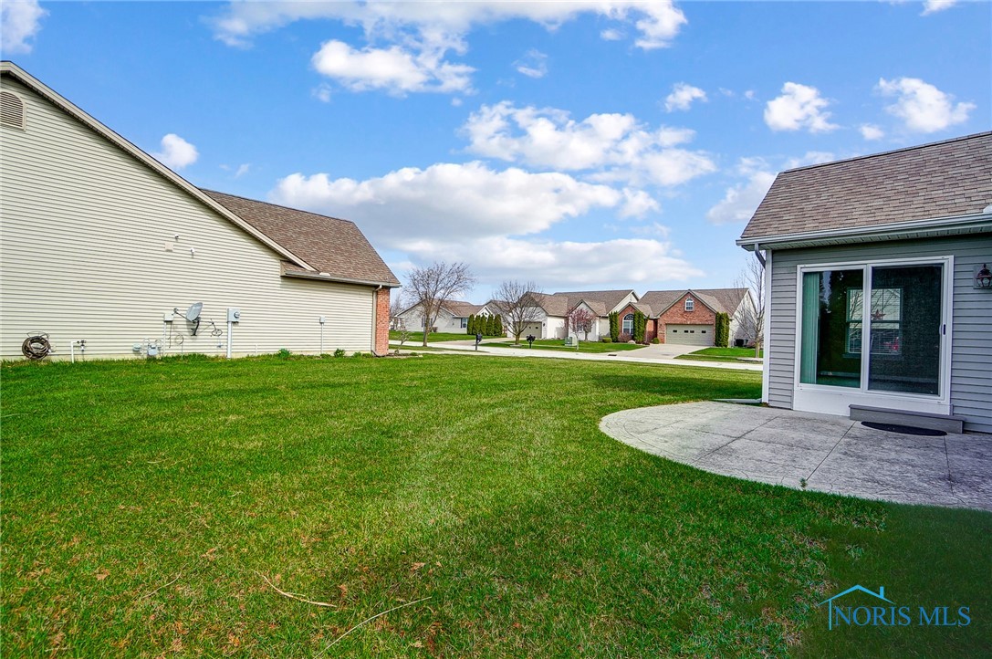 8971 N Park Lake Circle, Sylvania, Ohio image 45